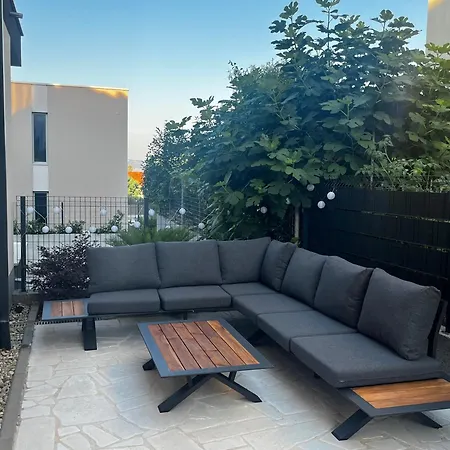 Solis Apartmán *