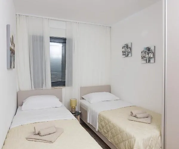 Solis Apartment